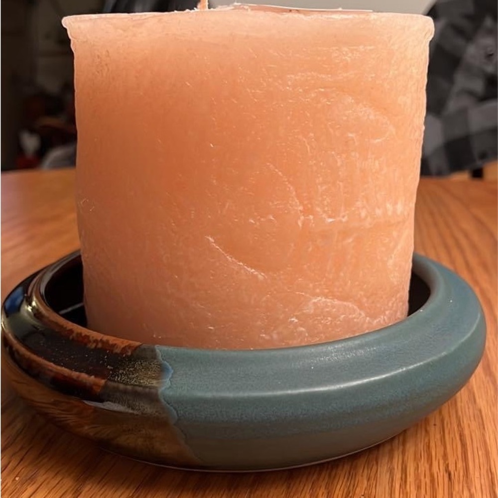 3 wick candle and signed pottery